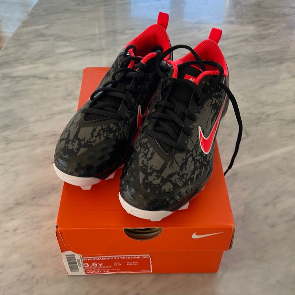 Nike Hyperdiamond 2.5 keystone cleats